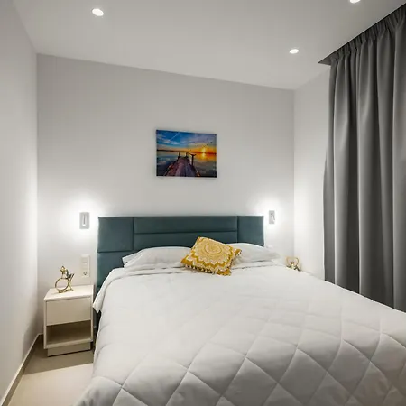 The 7 Suites, An Elegant Living In By Konnect Ipsos